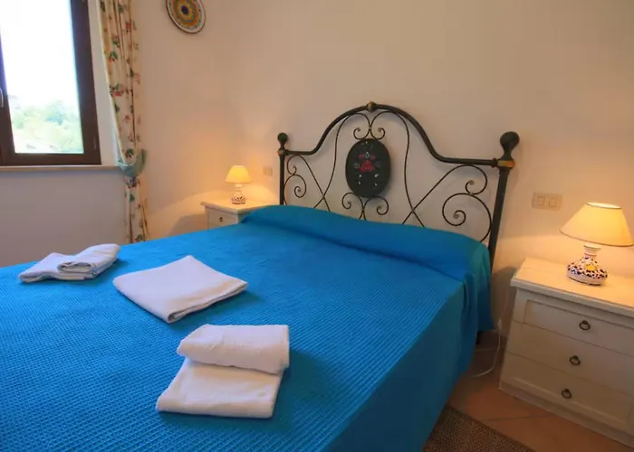 By Mmega ヴィラ Gaglietole