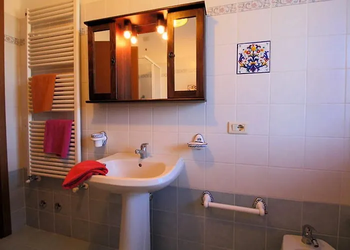 By Mmega ヴィラ *